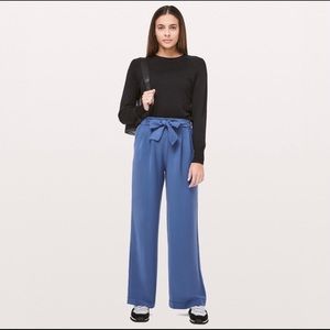 Lululemon Noir Dress Pant